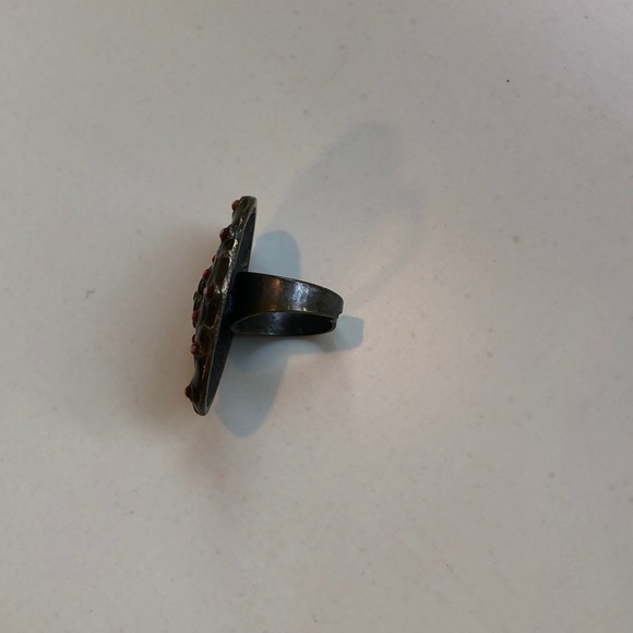 Flower Ring - Picture 5 of 6